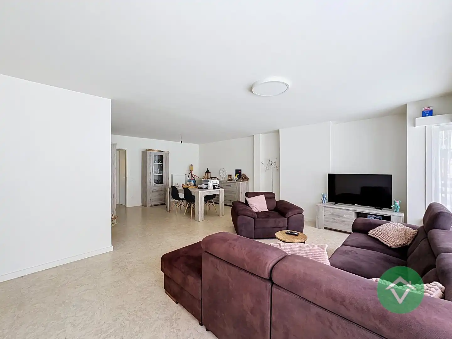 Instapklaar appartement met 2 slaapkamers te Izegem  foto 4