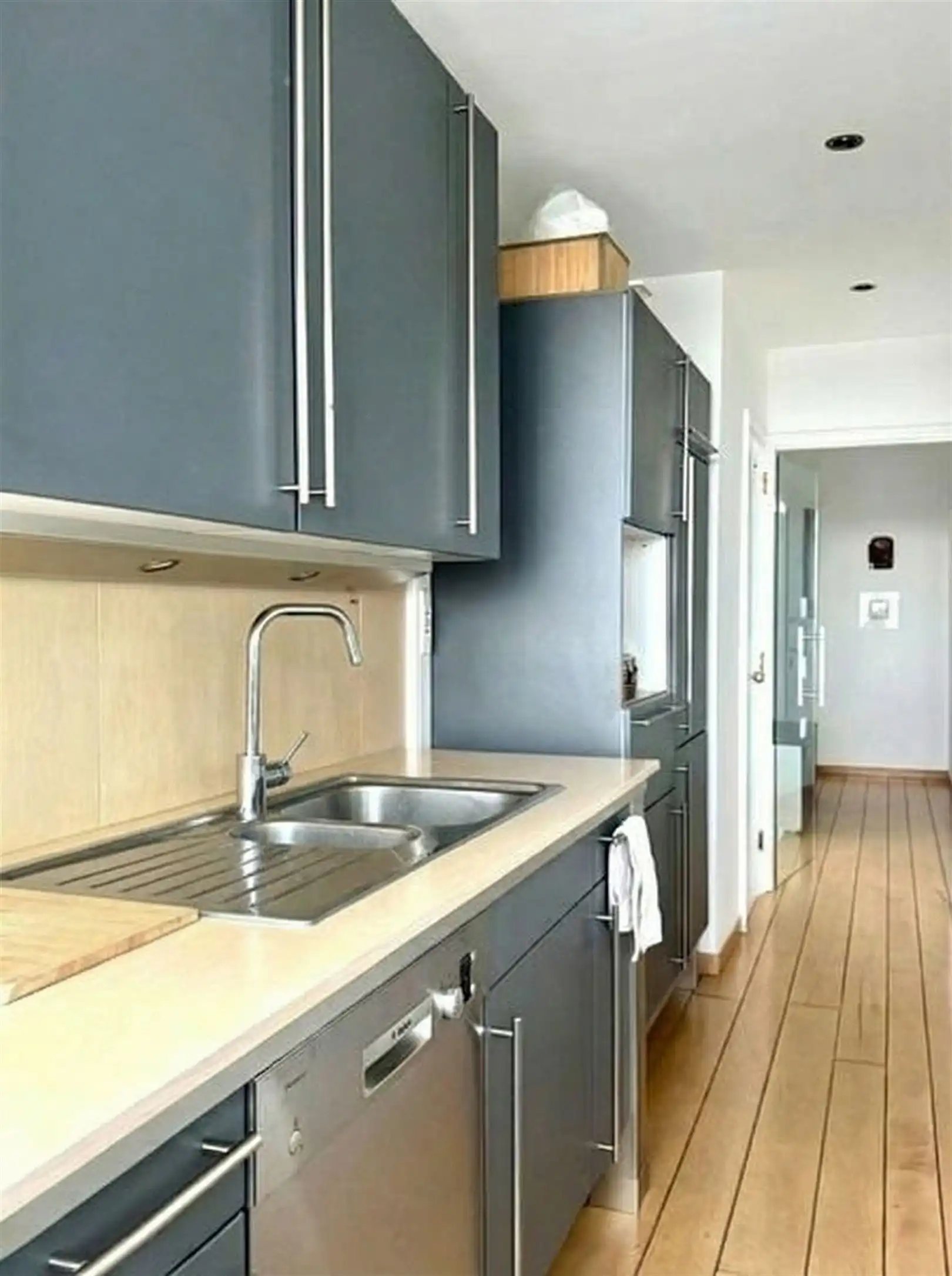 Hoekappartement (12e verdieping) met 3 slaapkamers foto 7