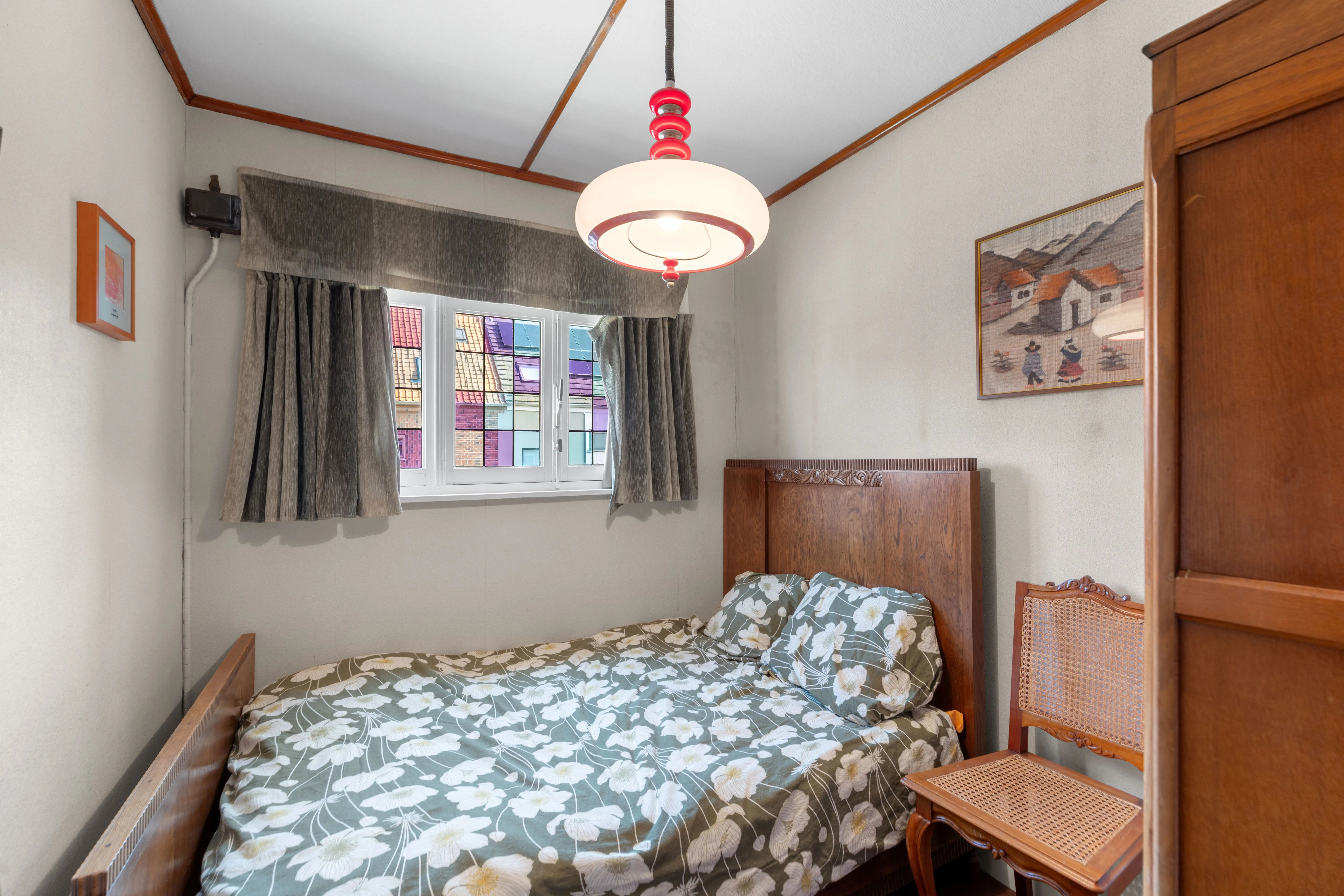 Te renoveren woning met veel potentieel in Sint-Michiels! foto 9