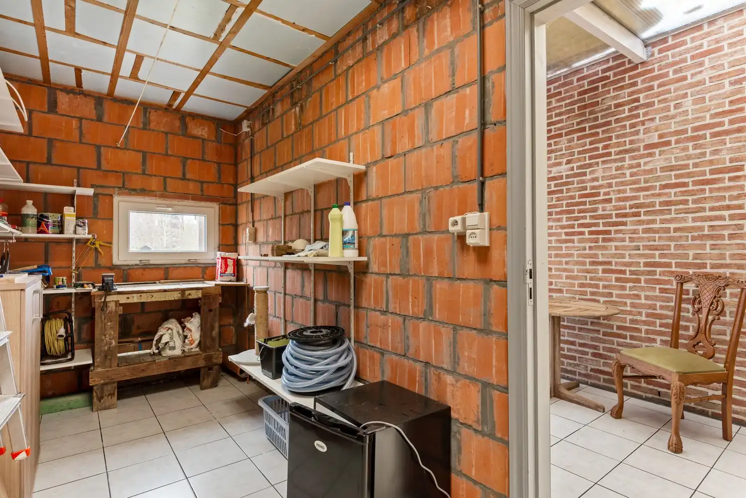 Te renoveren woning met 3 slaapkamers, veel potentieel en een groene tuin in Lier! foto 10