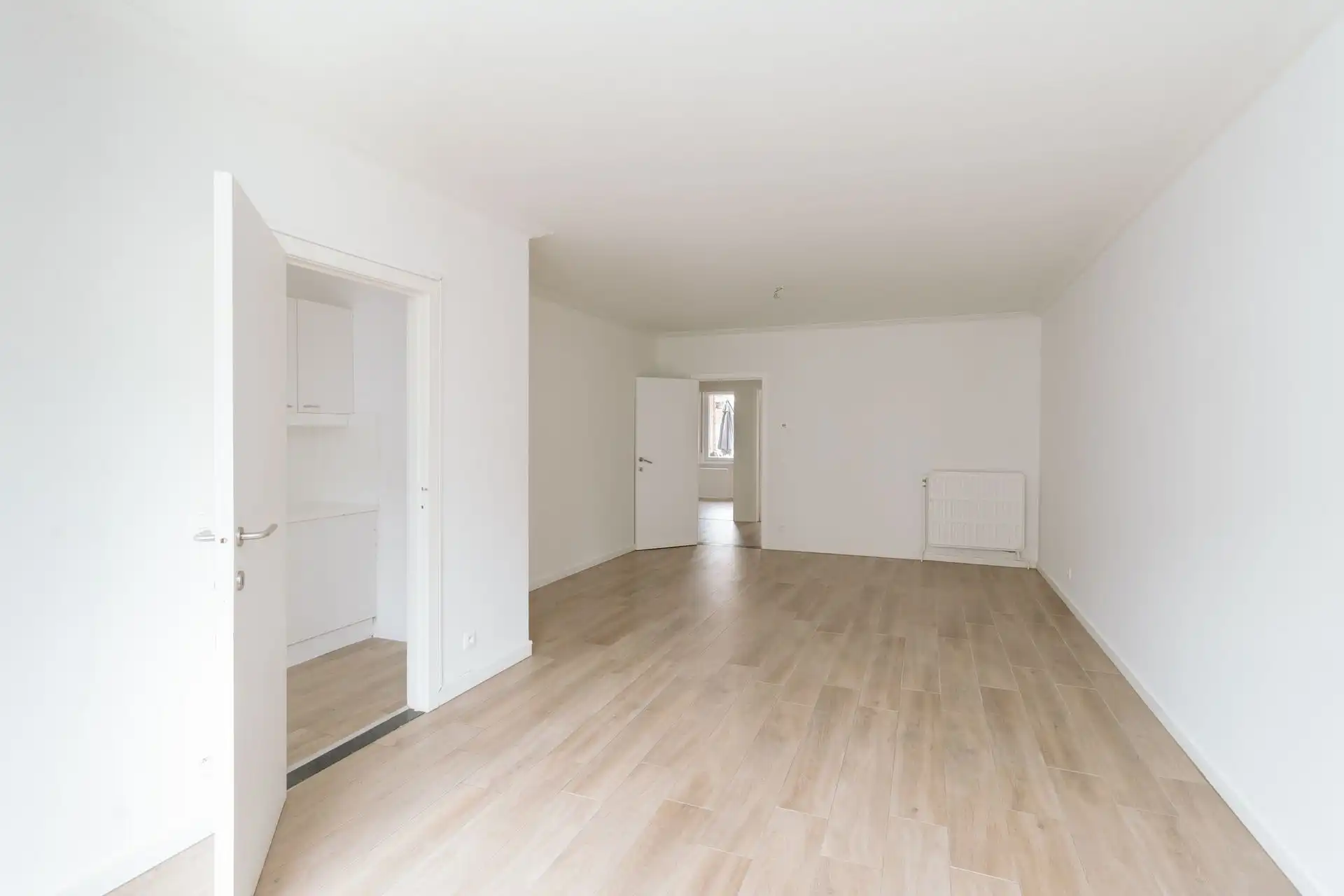 Instapklaar appartement met grote tuin in Berchem foto 2