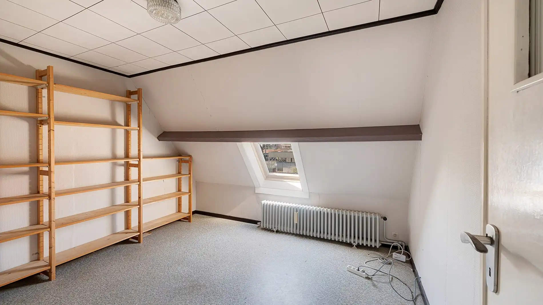 Huis met groot volume en garage te Knokke foto 24