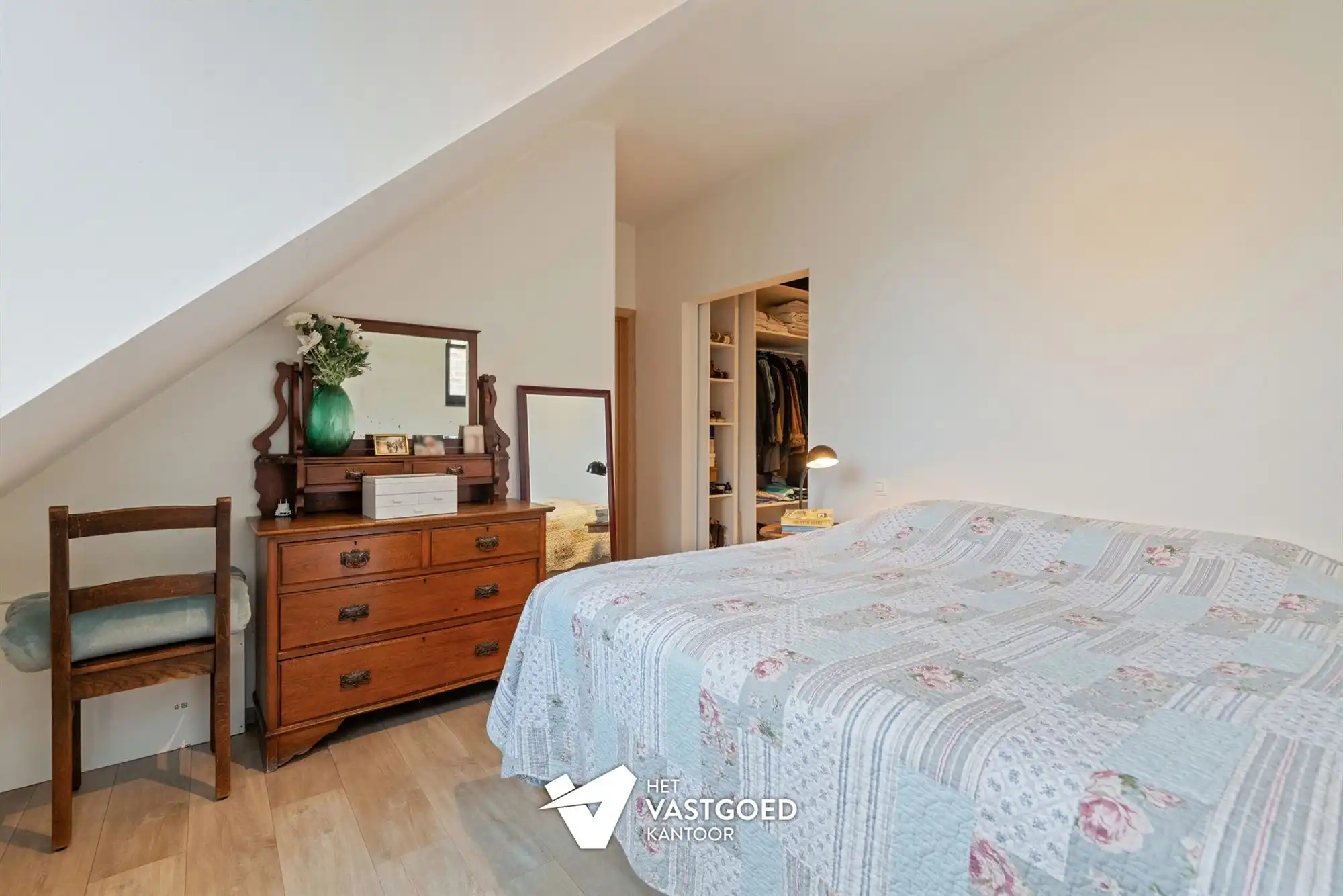 PRACHTIGE, RUIME PENTHOUSE MET 3 KAMERS IN CENTRUM foto 11