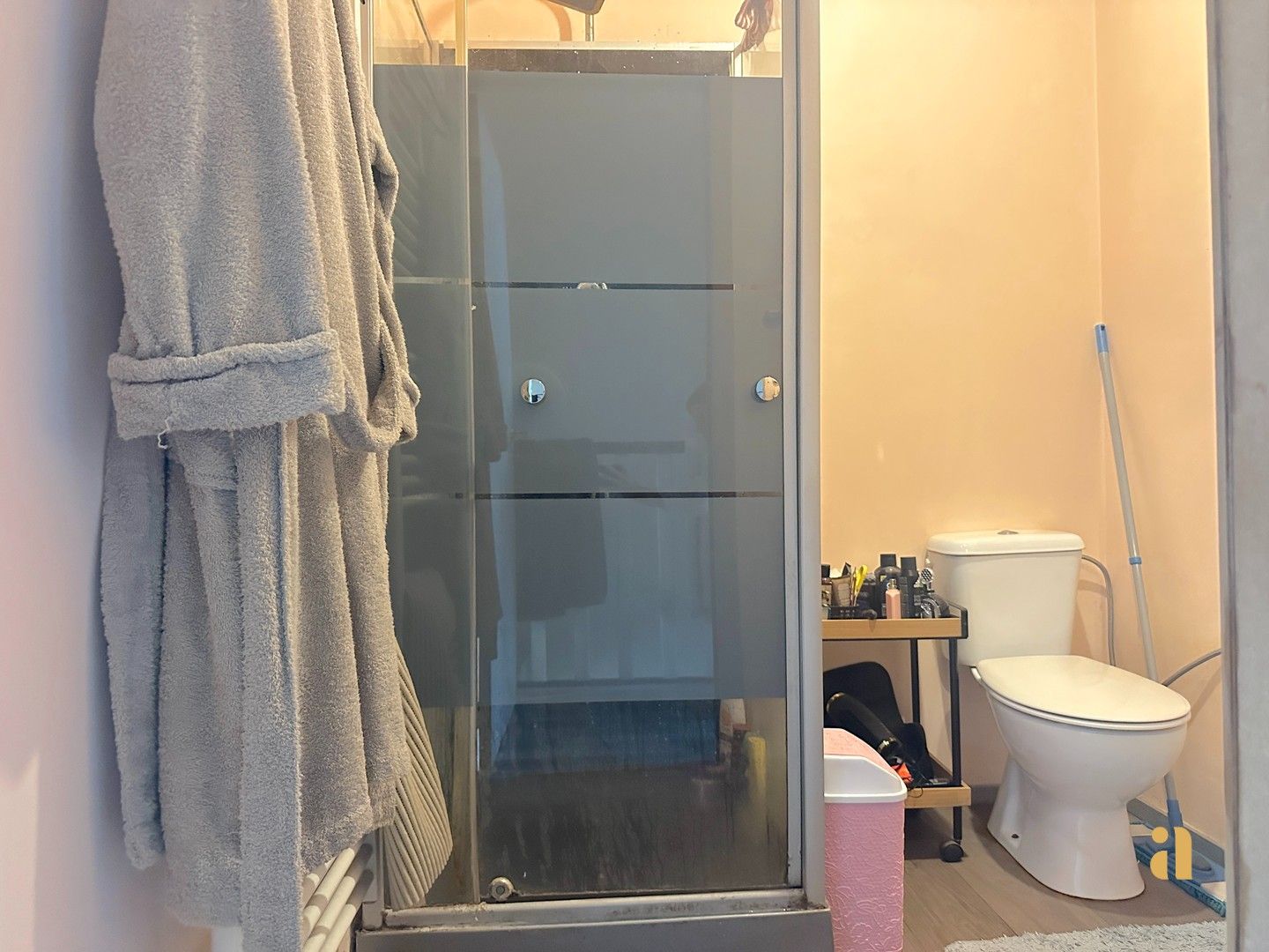 Woning met praktijkruimte of plek voor 2 gezinnen foto 23