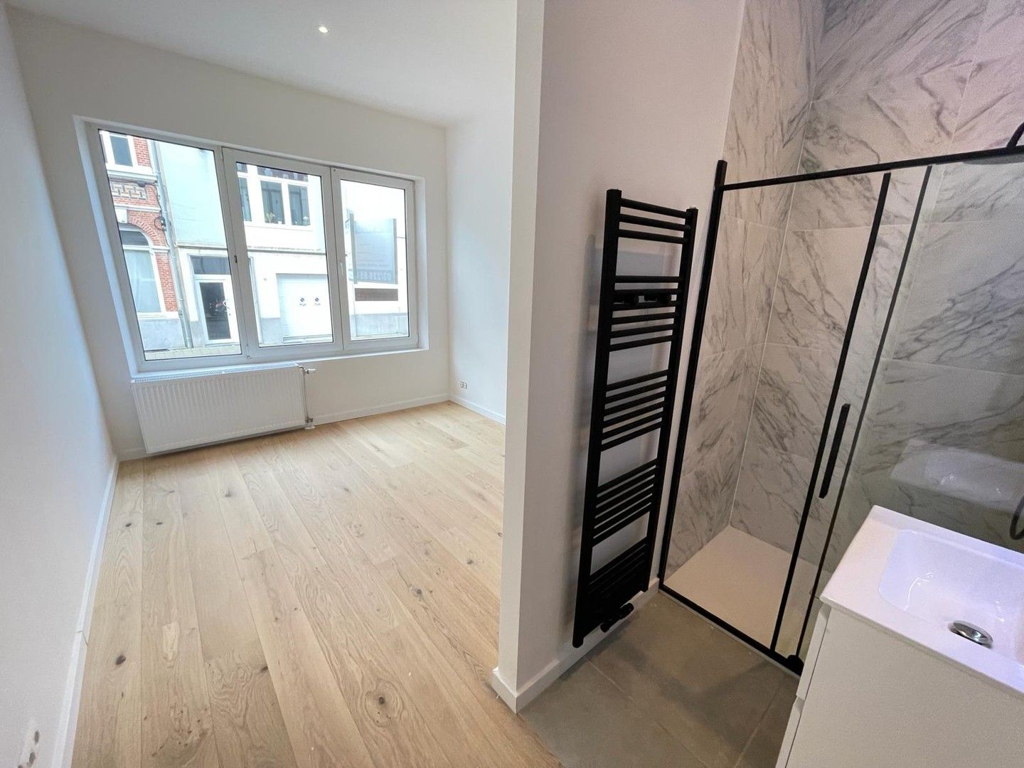 VERHUURD APPARTEMENT foto 6