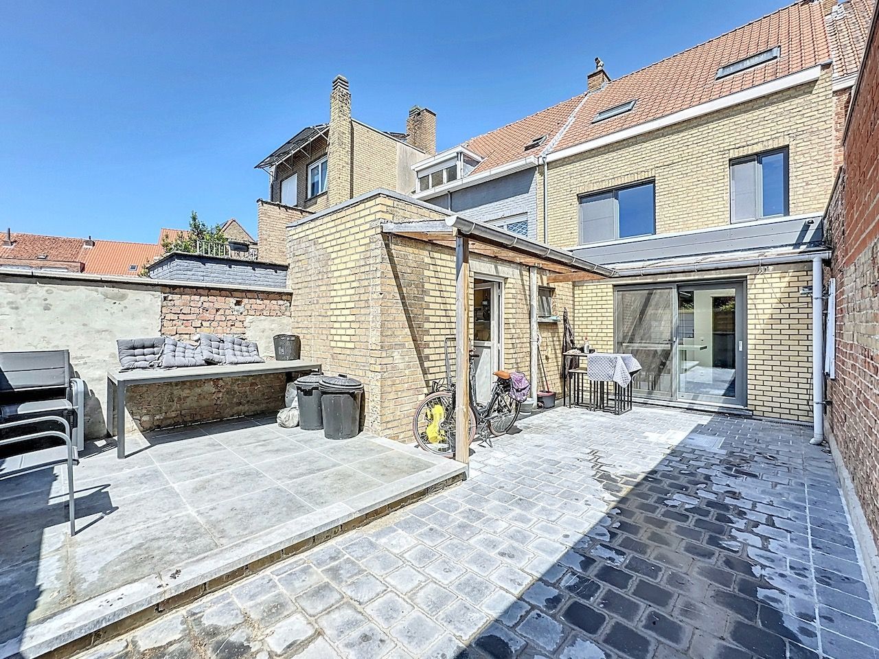 Volledig gerenoveerde gezinswoning met vijf slaapkamers te Heist aan Zee foto 28