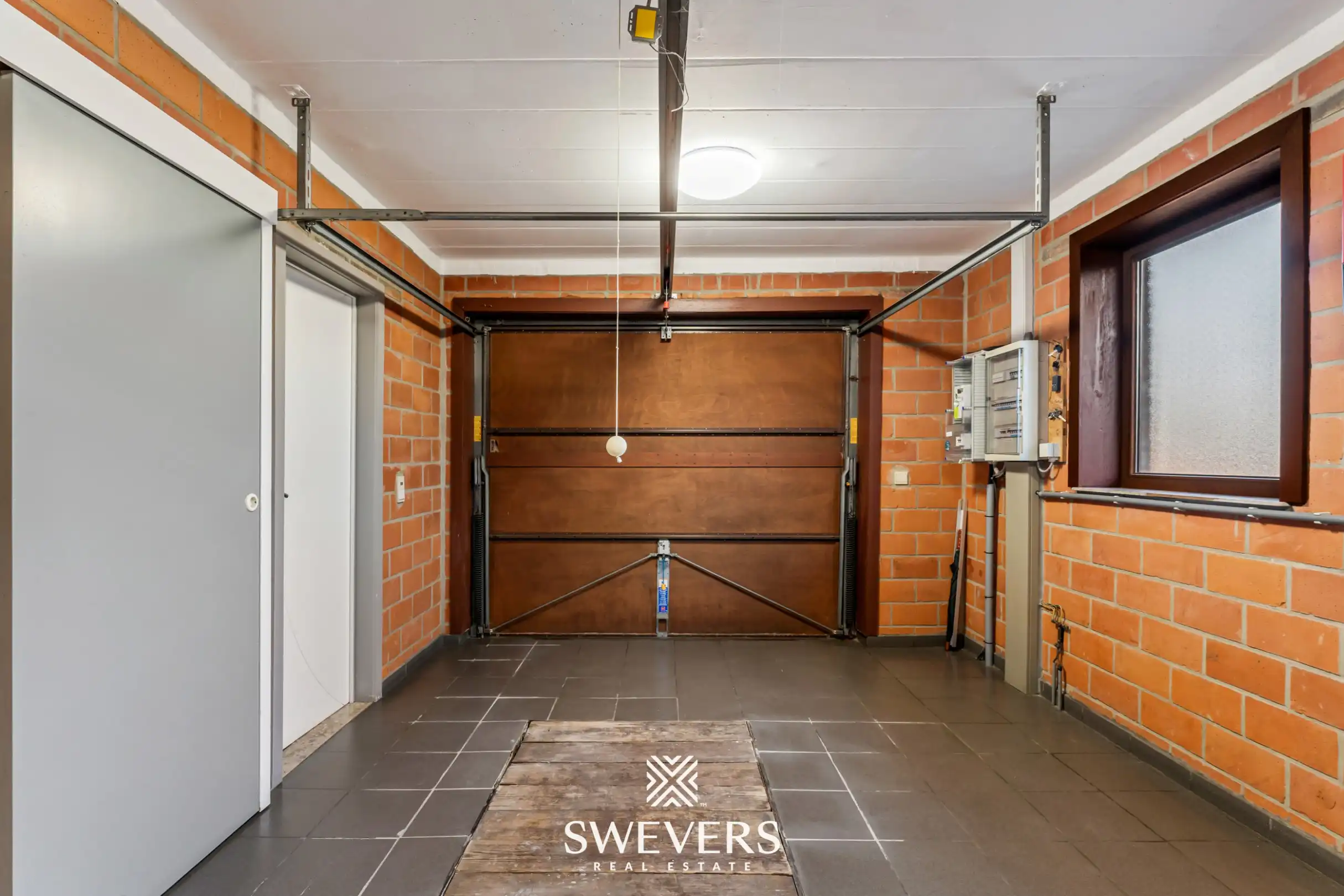 Uiterst verzorgde en lichtrijke woning op een rustige locatie in Heusden-Zolder foto 21