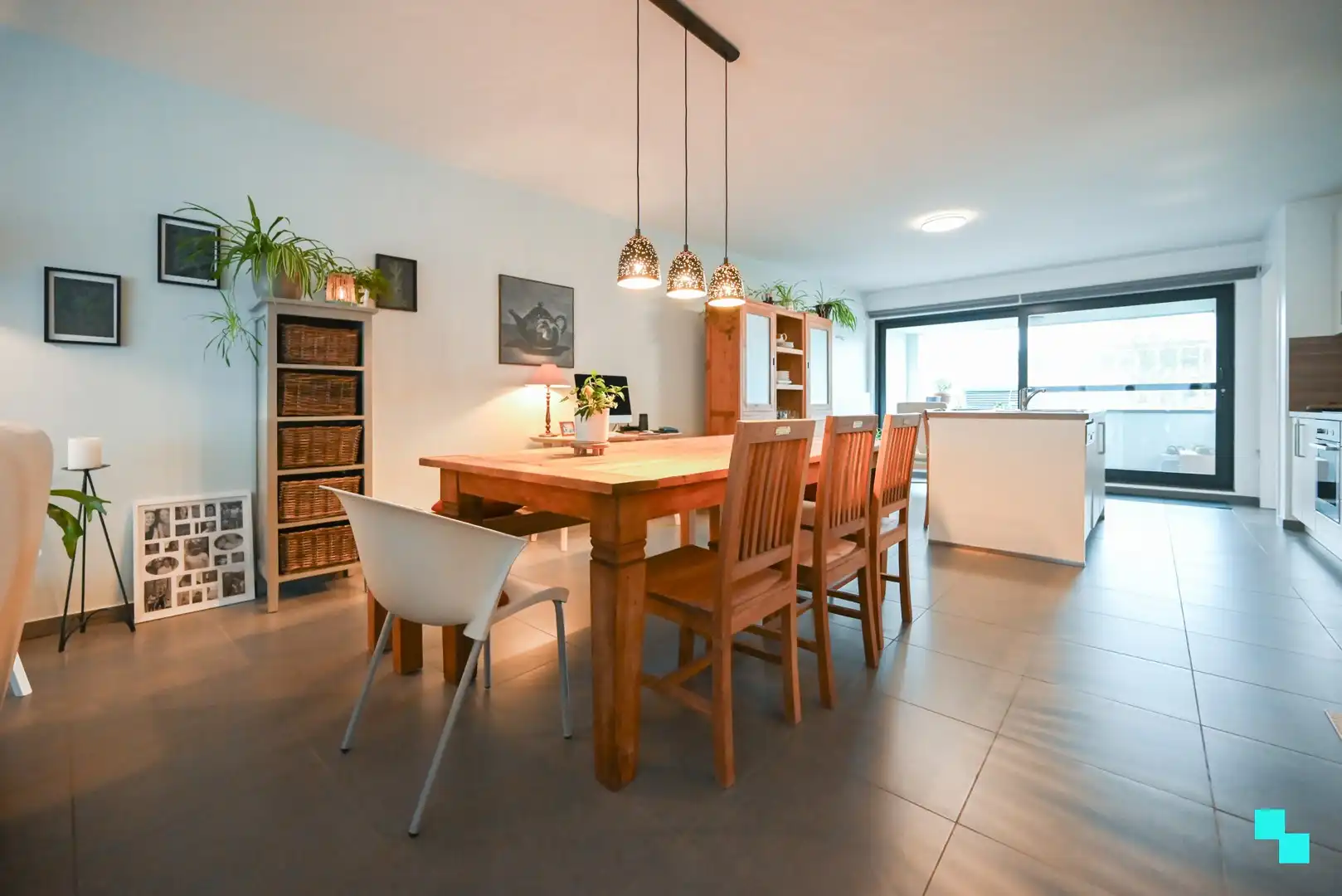 Lichtrijk tweeslaapkamer appartement te hartje Izegem foto 10