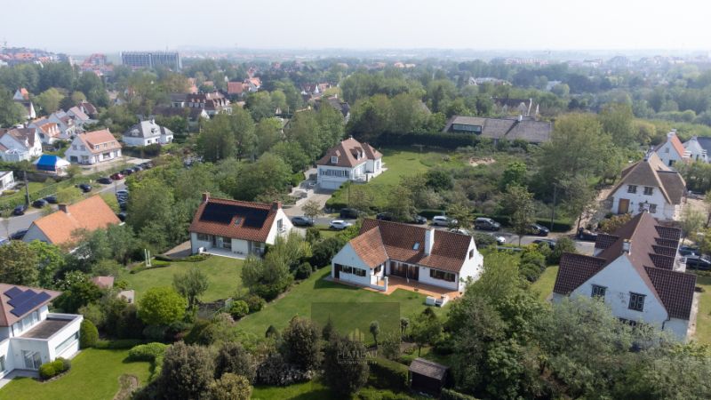 ()=>{if(producerUpdateValueVersion(node),producerAccessed(node),node.value===ERRORED)throw node.error;return node.value} James Ensorlaan 7 - 8620 Nieuwpoort