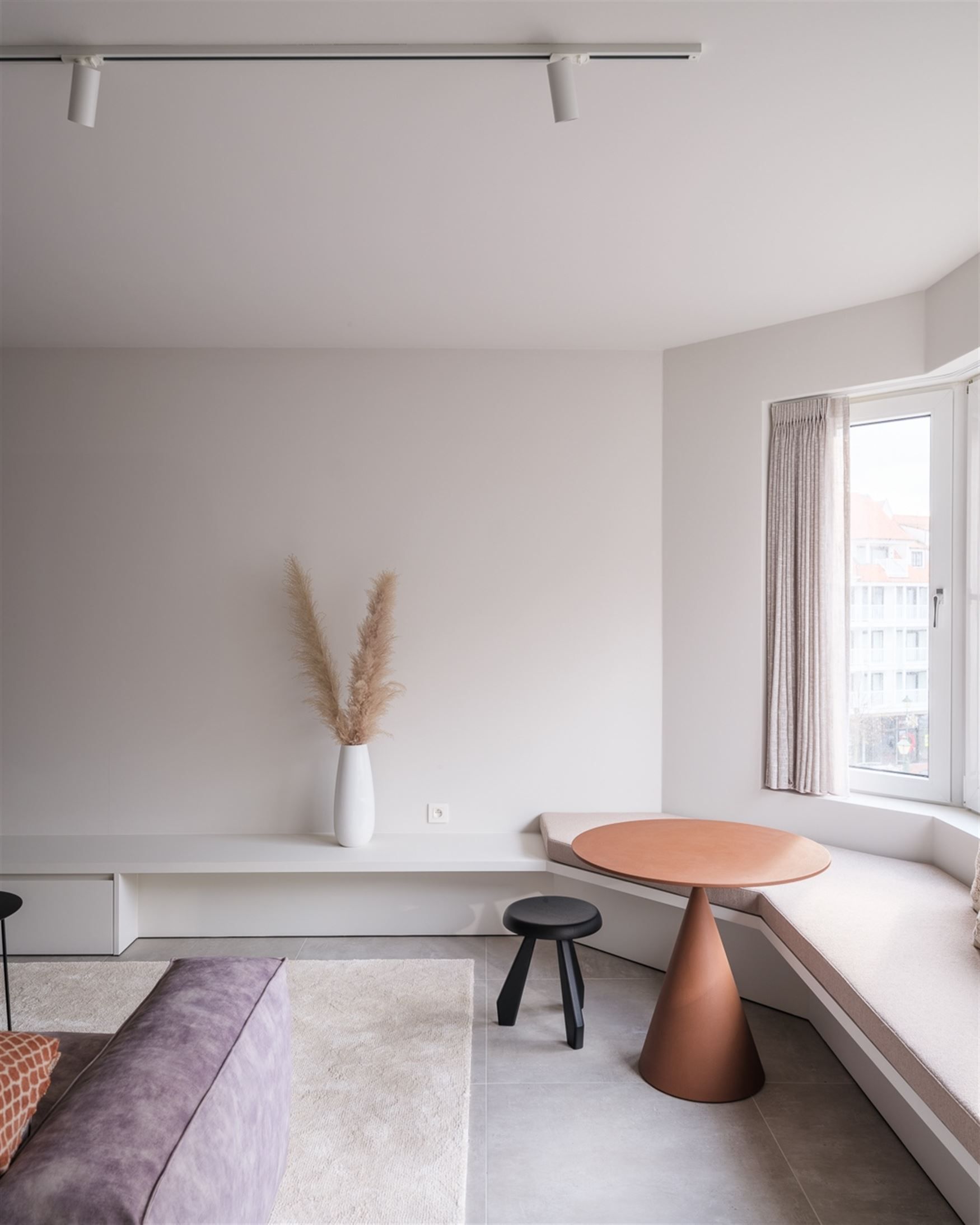 Instapklaar appartement met zijdelings zeezicht foto 3