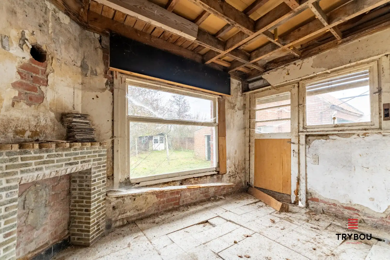 Te renoveren woning met bijgebouw en tuin in Houthulst foto 12