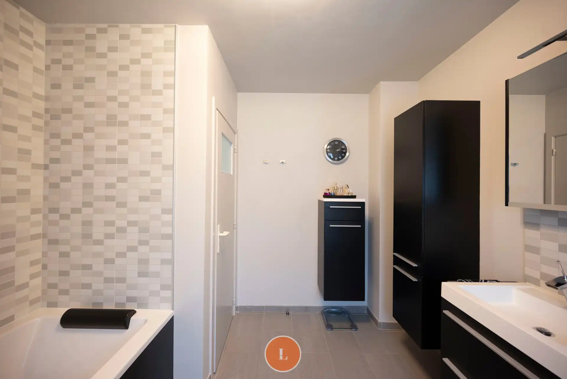 Ruime en rustige gelegen woning op een perceel van 445m² foto 24