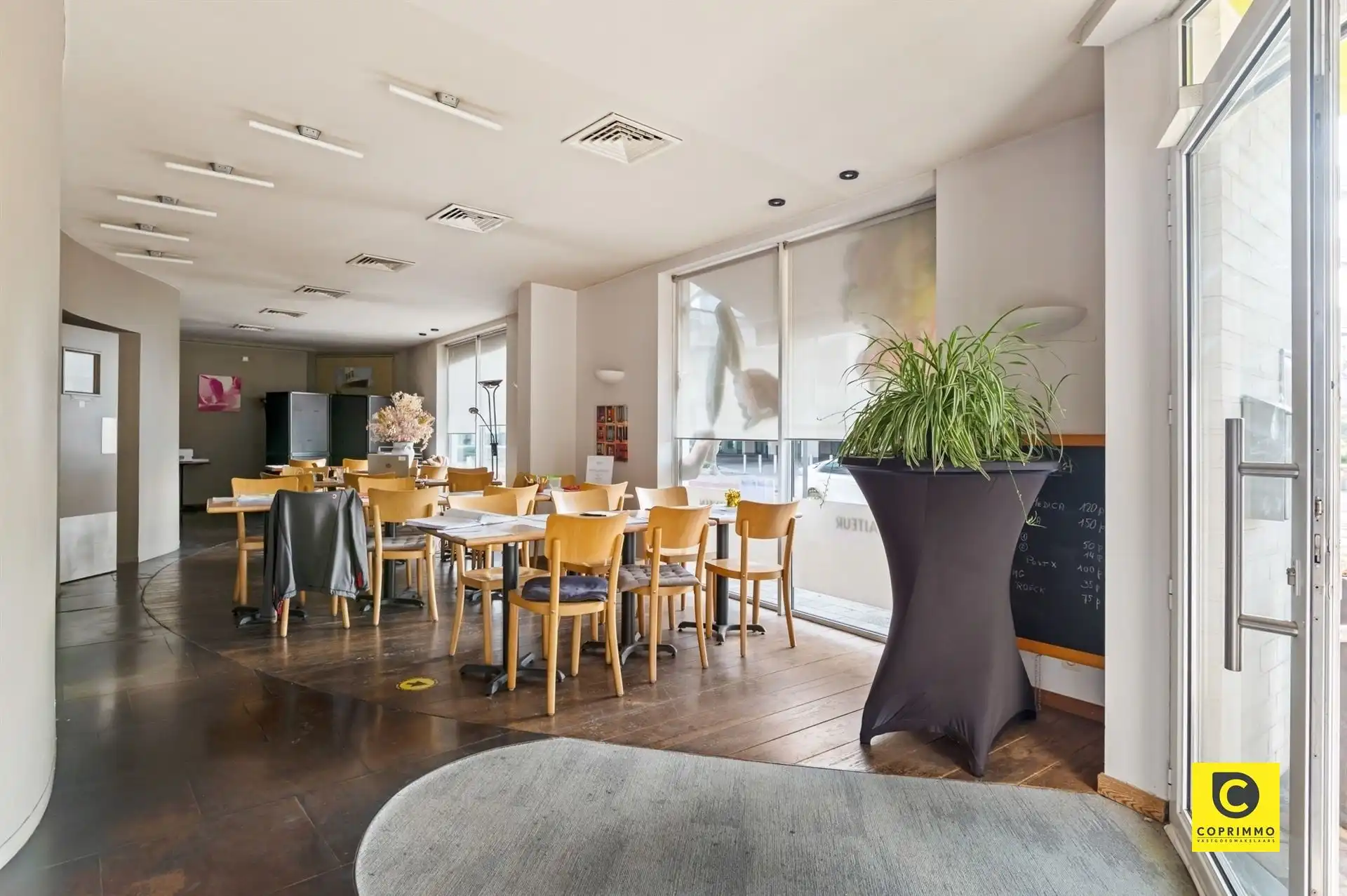 Commerciële ruimte op toplocatie! foto 3