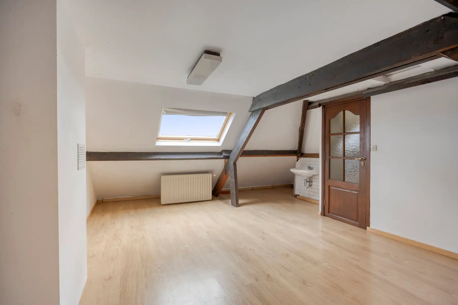 Woning met 4 slaapkamers, garage en tuin foto 22