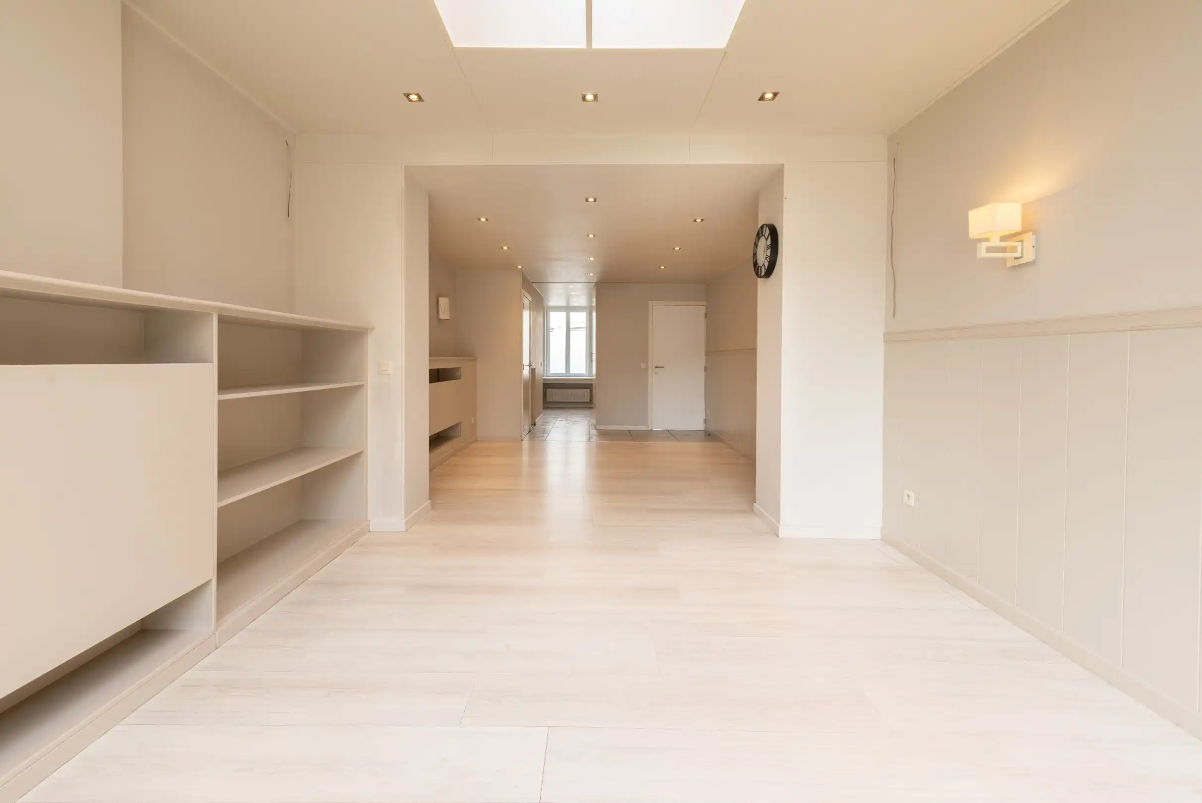 Goed verzorgde woning met 3 slaapkamers en tuin in Menen. foto 3