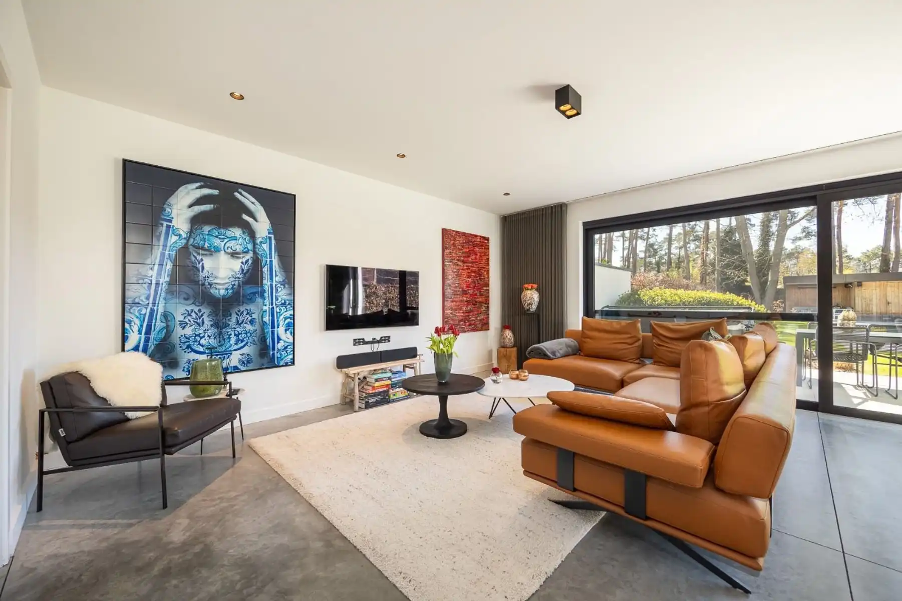 Recente halfopen BEN-woning met zwembad foto 22