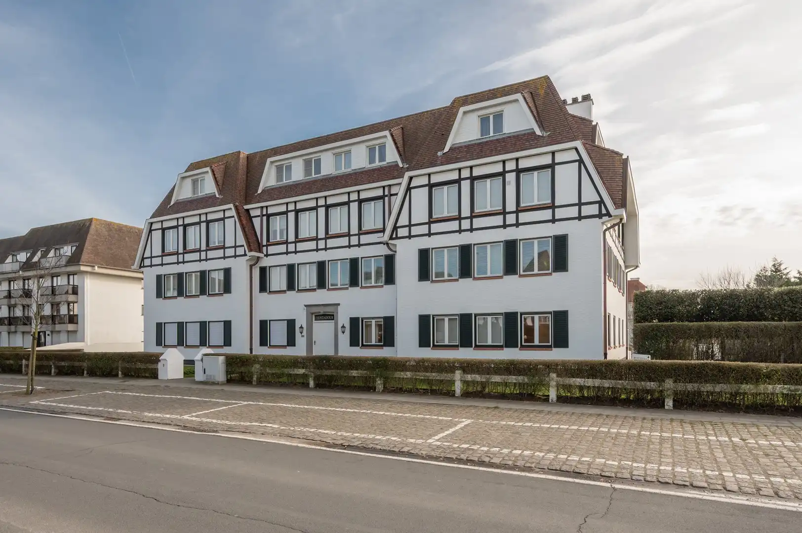 Exclusief hoekappartement in het Zoute ter hoogte van de Wandeldijk. foto 27