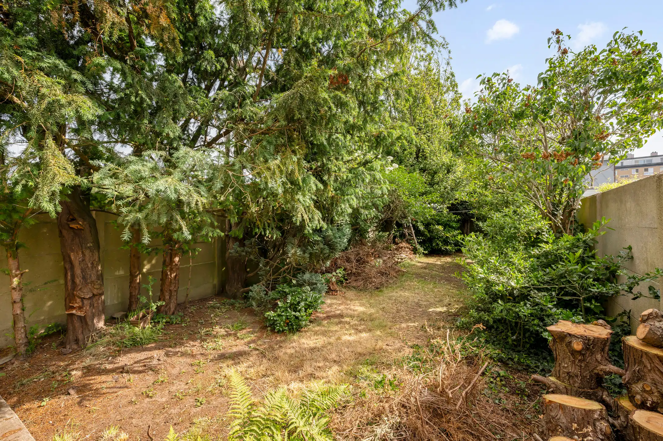 Te renoveren woning met garage én tuin foto 18