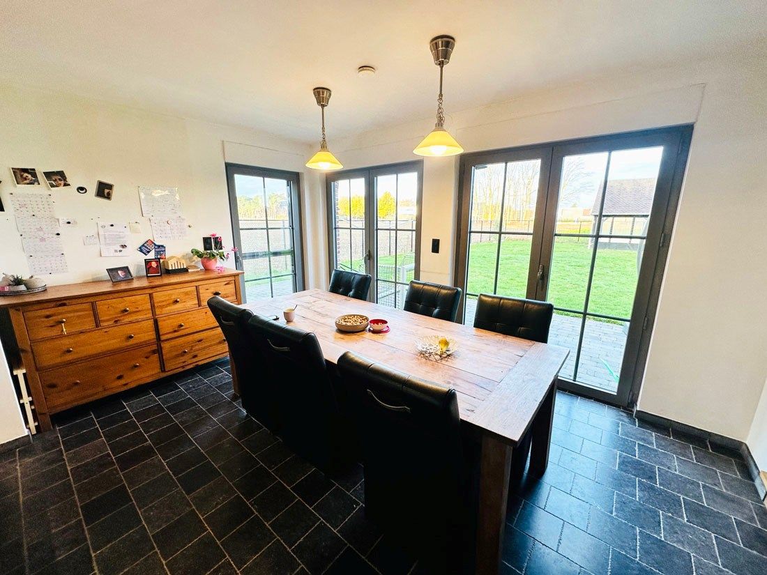 Tijdloze villa in pastorijstijl te Paal foto 5