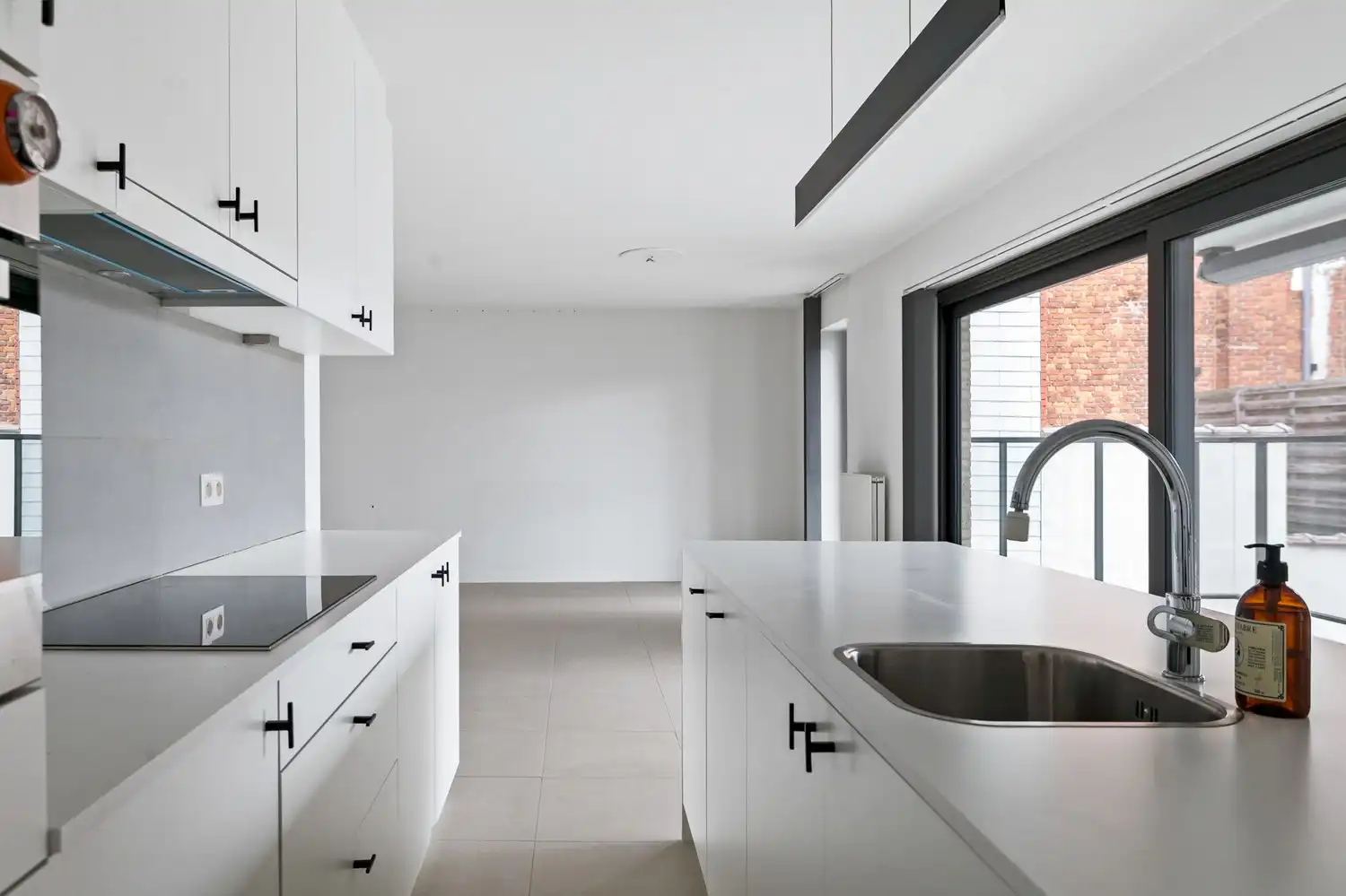 Prachtig appartement met 3 slpkrs en 2 bdkrs in centrum Putte foto 4