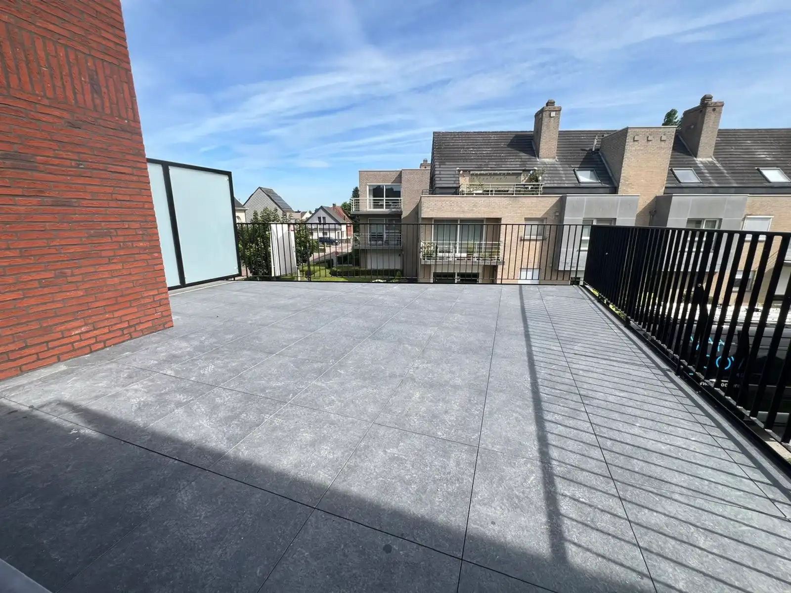 Nieuwbouwapp met 1slpk, ZW terras (26m²) en parking foto 10
