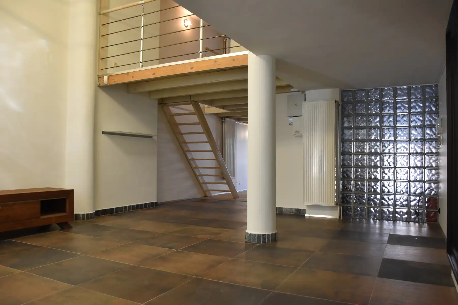 Opbrengsteigendom op goede locatie met verschillende opties foto 10
