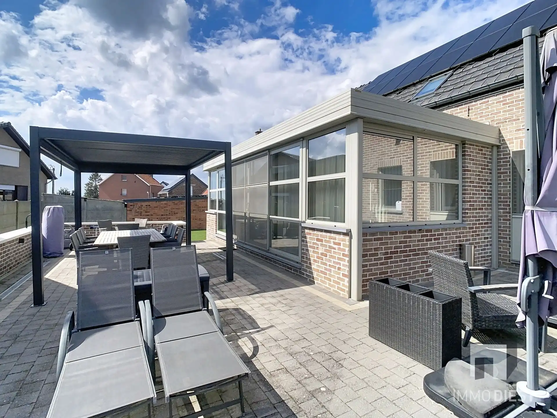 Unieke duurzame woning met 5 slaapkamers foto 17