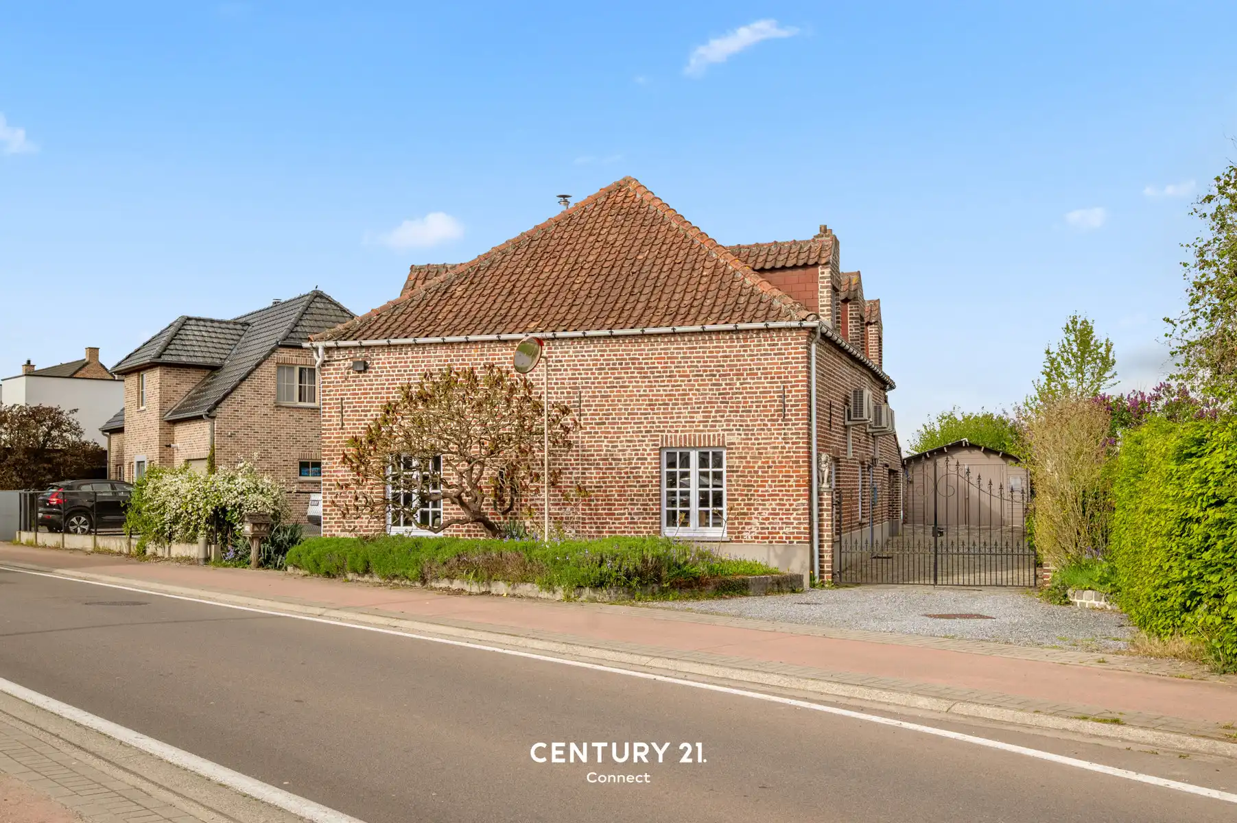 WONING IN OPTIE! foto {{pictureIndex}}