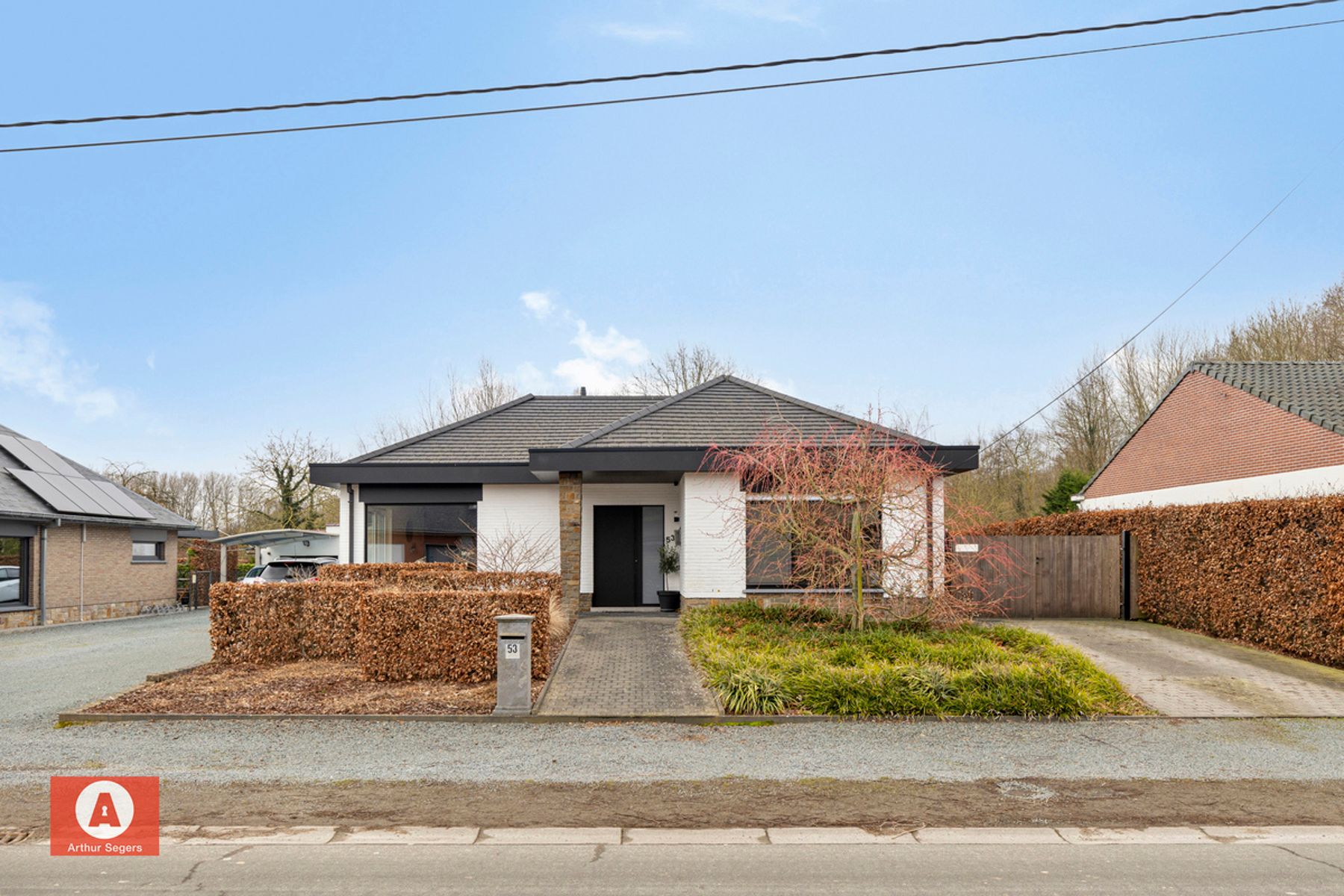 !!! IN OPTIE !!! Instapklare bungalow op rustige locatie foto 3