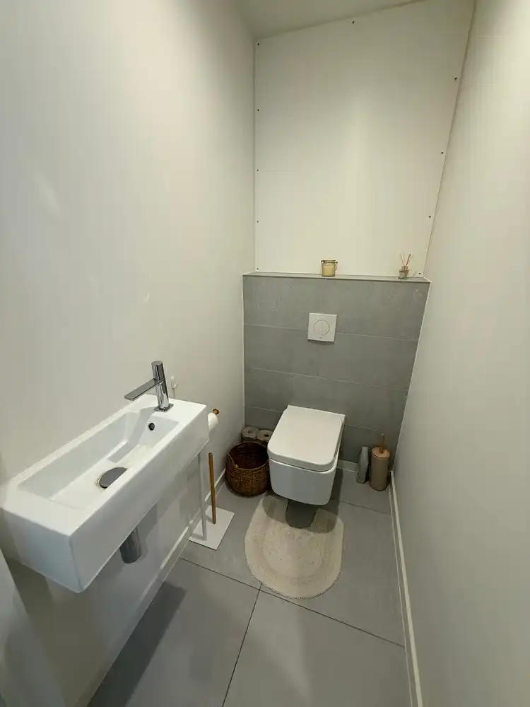 Recent en lichtrijk appartement met ruim terras foto 14