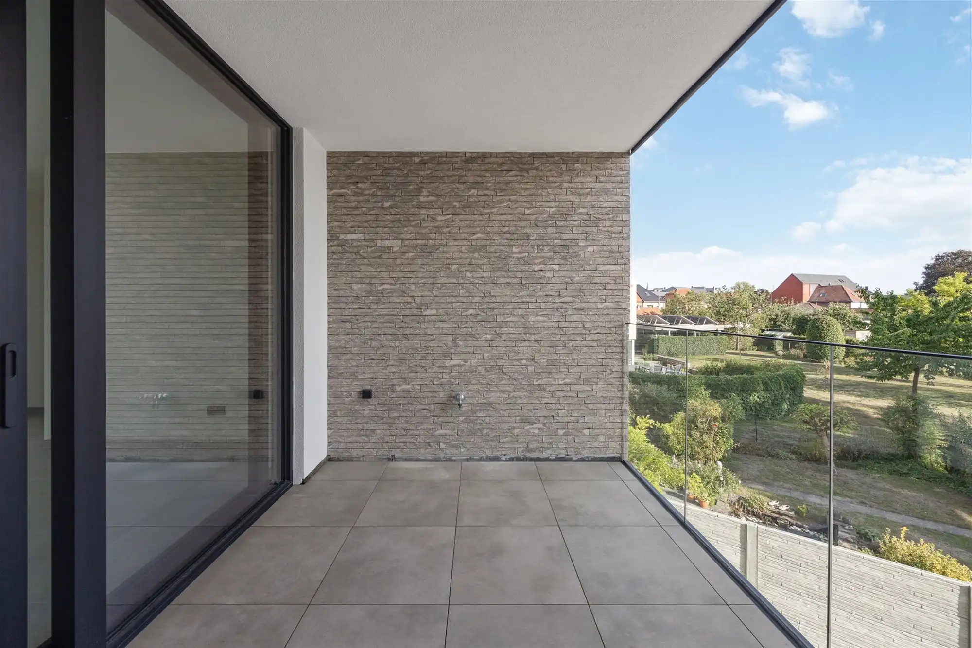 NIEUWBOUW APPARTEMENT VAN 105M² MET 2 SLAAPKAMERS EN TERRASSEN MET MOGELIJKHEID TOT AANKOOP 6% BTW! foto 8