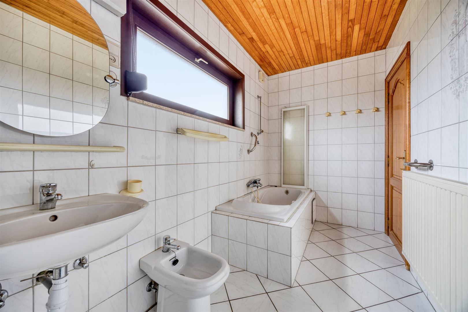TE KOOP: Te renoveren woning te Heusden-Zolder!  foto 9