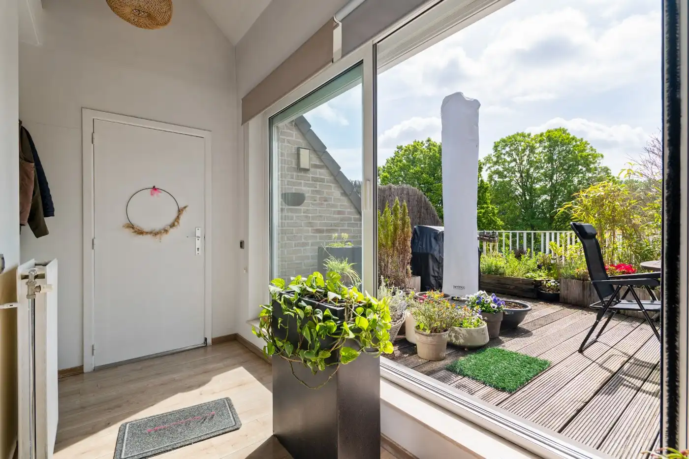 Ruim dakappartement op 2e verd. met 3 slpk., zuid-terras en mogelijks garage foto 9