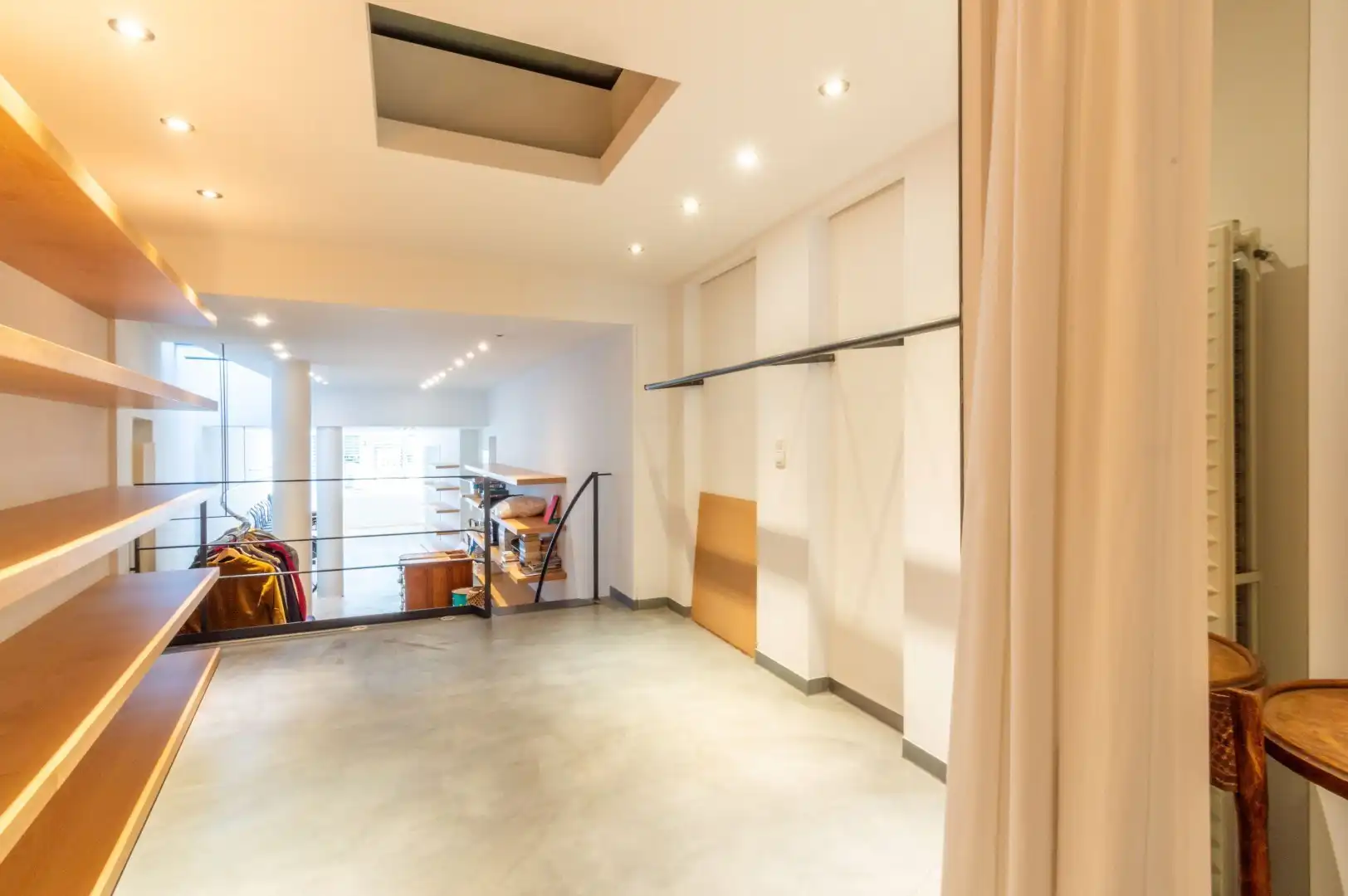 GEHEEL VAN 2 GEBOUWEN ! foto 7