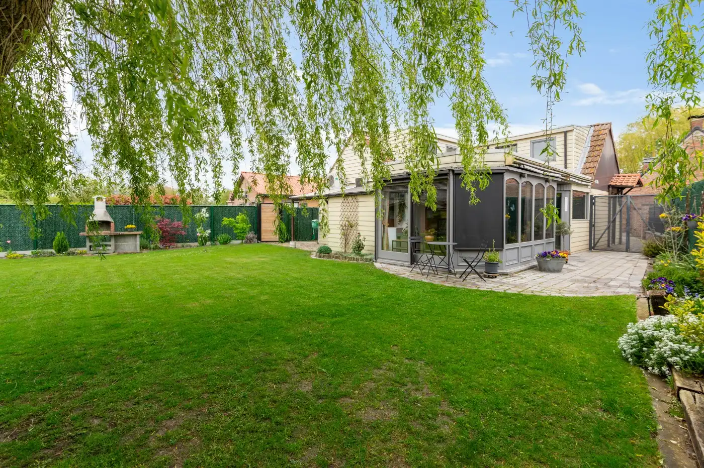 Top gelegen, charmante, vrijstaande woning met 3 slpk. en prachtige zuid-tuin foto 30