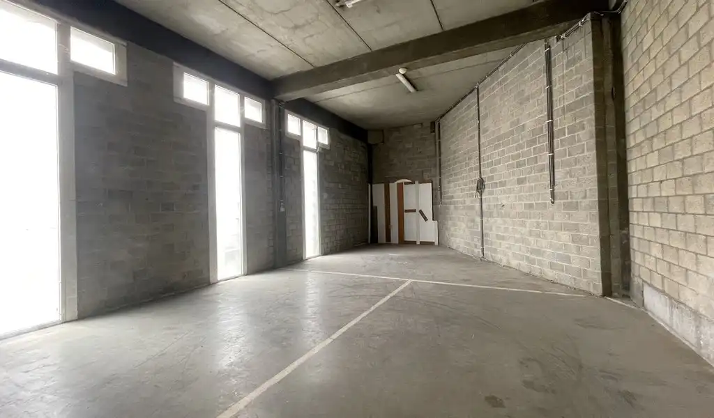 Kantoor met opslagruimte te huur in Harmoniewijk Antwerpen foto 15