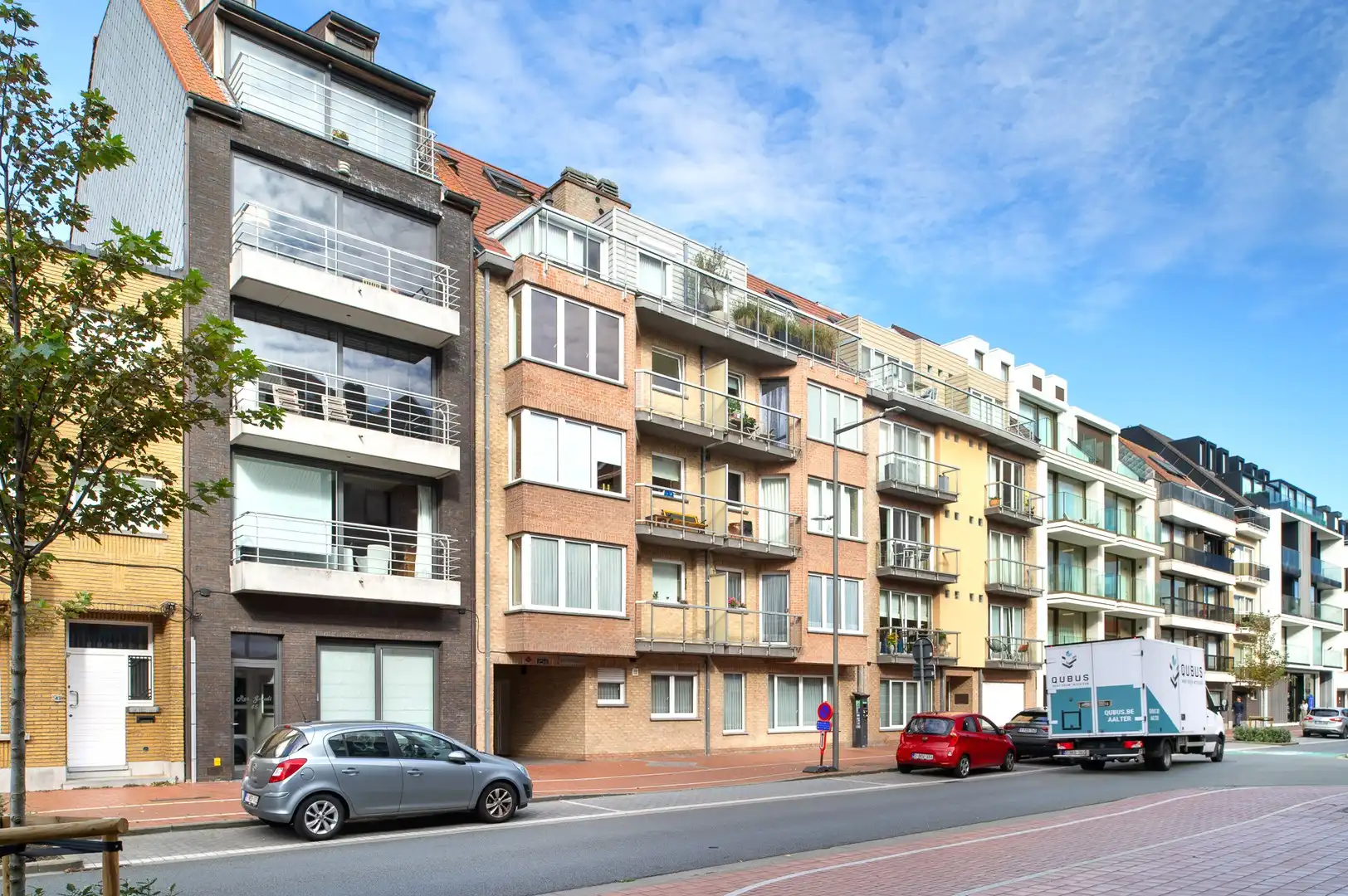Appartement met unieke terrassen gelegen op wandelafstand van de zee en de winkels. foto 26
