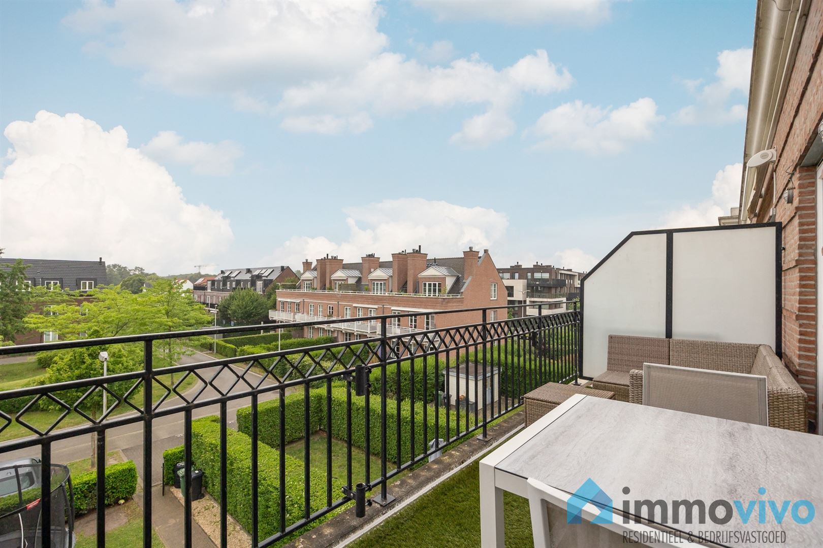 Recent ruim dakappartement met 2 slaapkamers, 2 badkamers en ruim terras foto 9