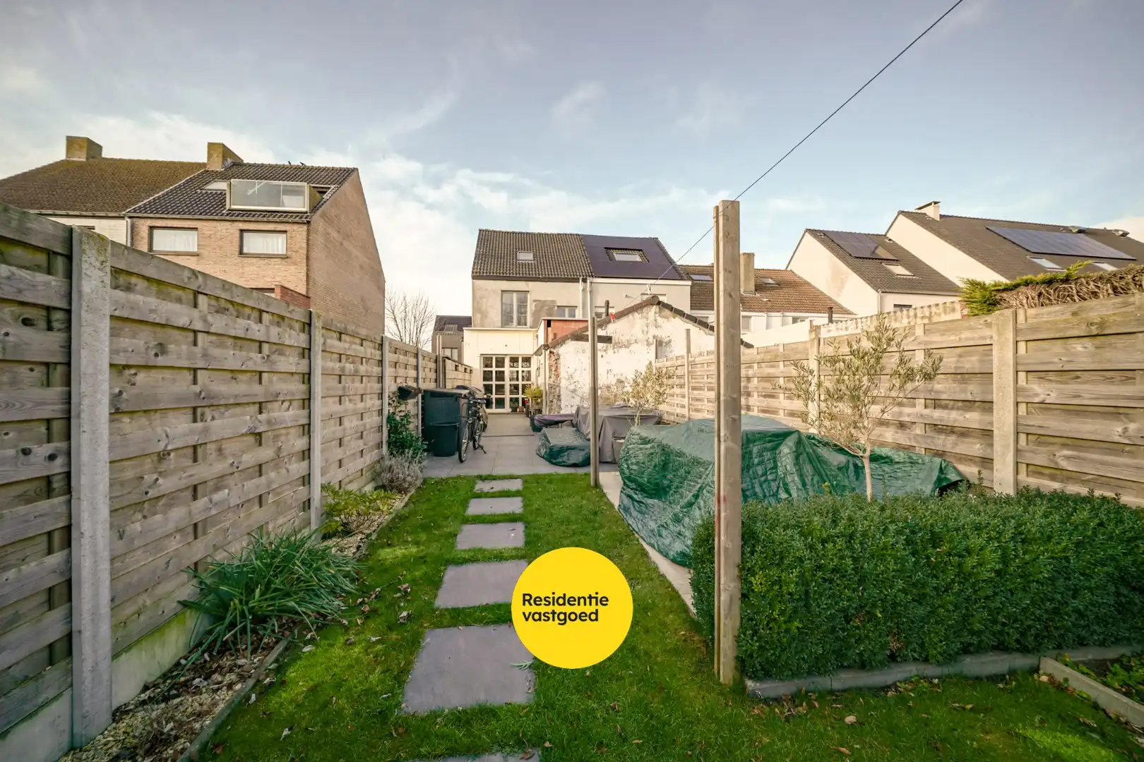 Instapklare gezinswoning met 4 slaapkamers en zonnige tuin in Bredene foto 10
