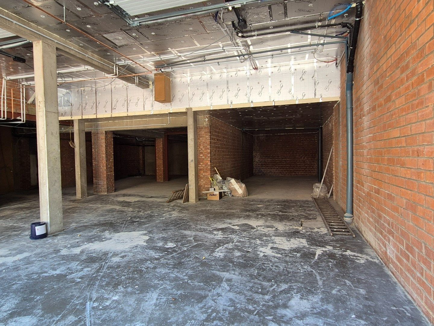 Ruim opslagplaats te Genk centrum foto 5