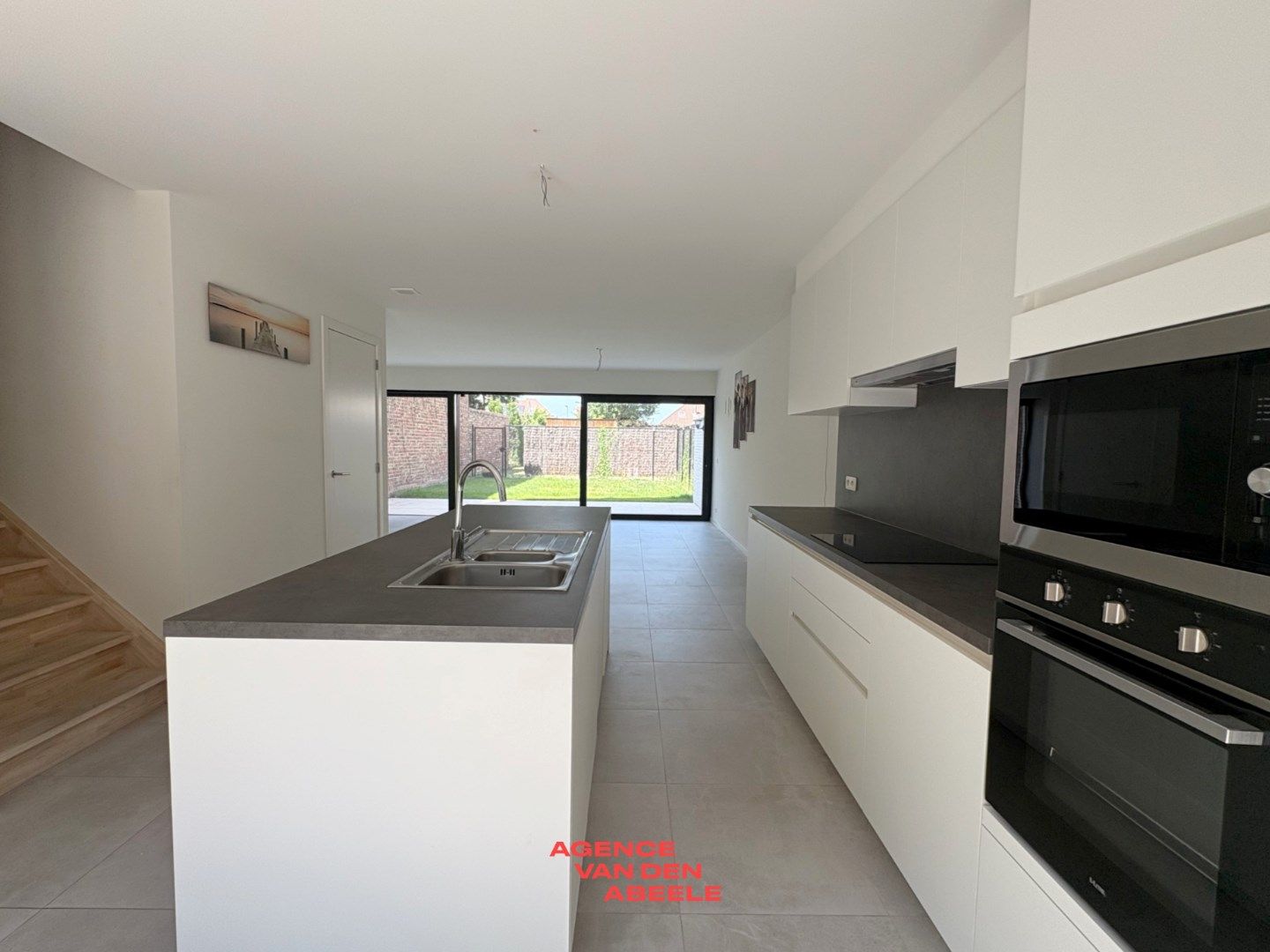 Nieuwbouwwoning met 3 slaapkamers, tuin en terras foto 5