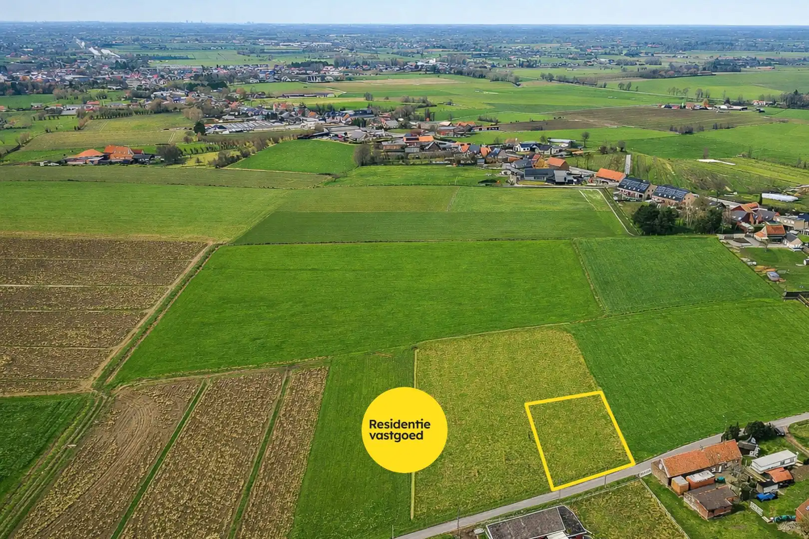 Uniek perceel bouwgrond met landelijk verzicht foto 2