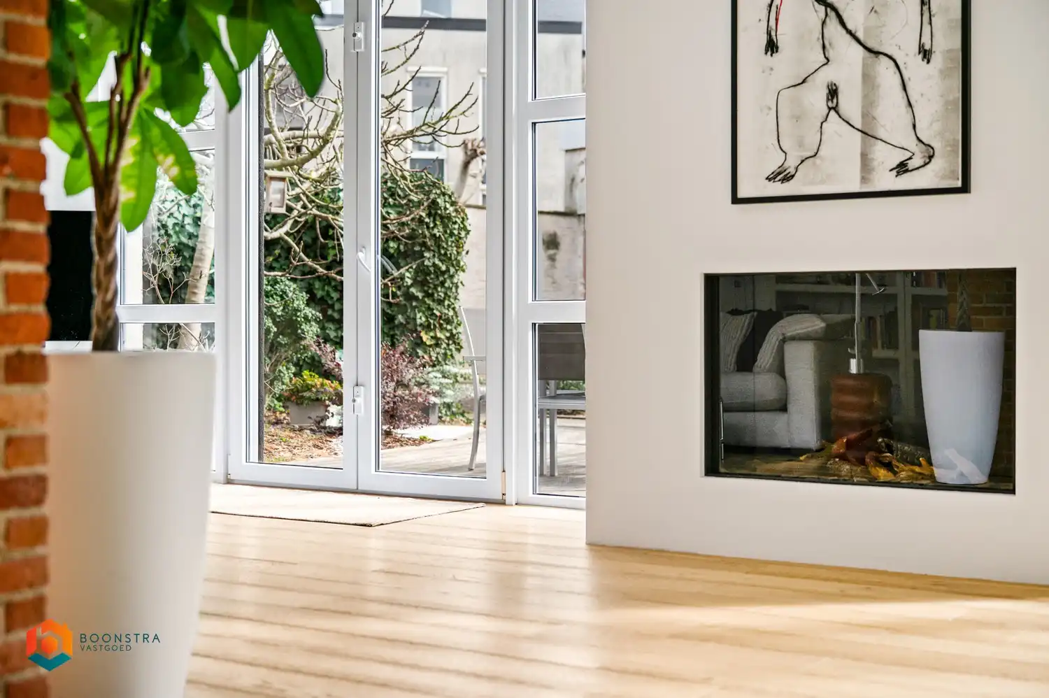 Exclusieve gelijkvloerse loft met 2 slpkrs, terras en staanplaats foto 9