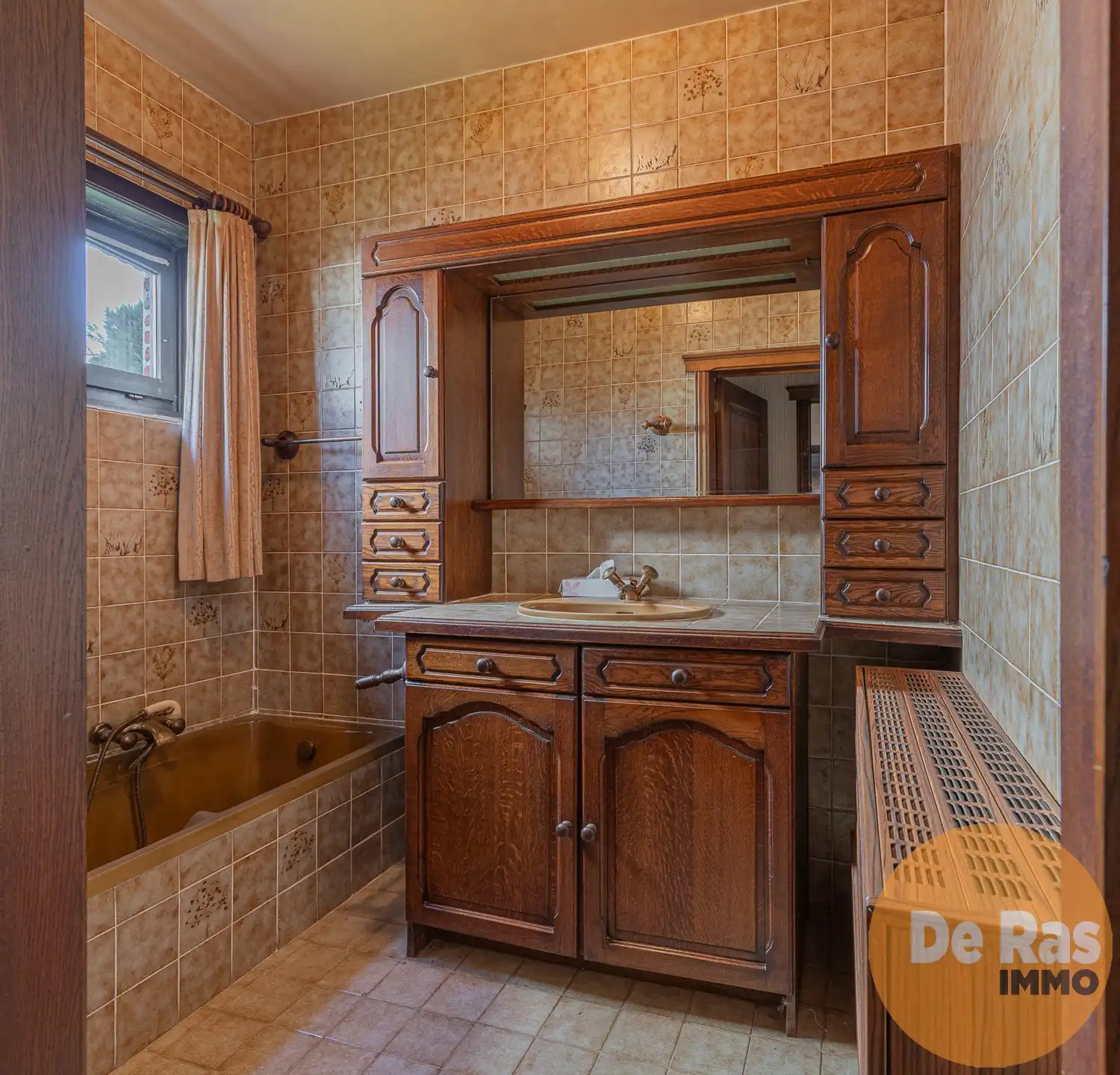  ERONDEGEM-Verzorgde 4-gevelwoning met achterliggende weide foto 16