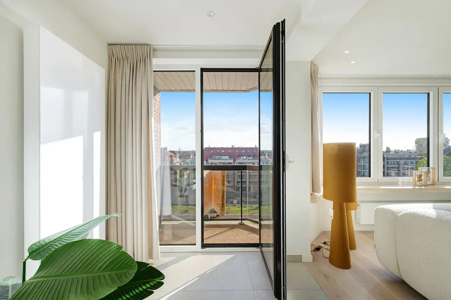 Volledig smaakvlol vernieuwd appartement met terrassen en openzichten foto 6