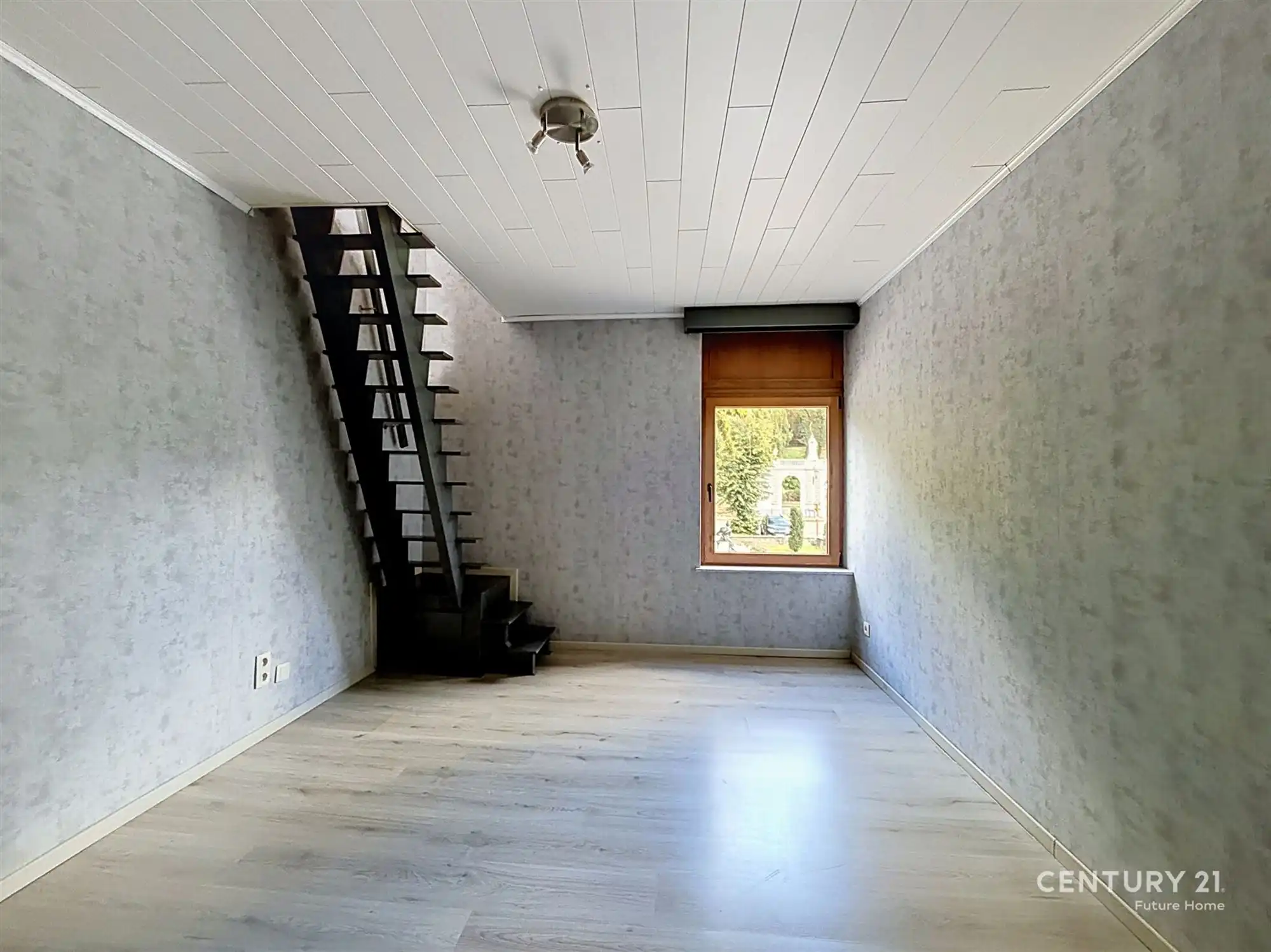 Charmante rijwoning te koop in Diest! foto 17