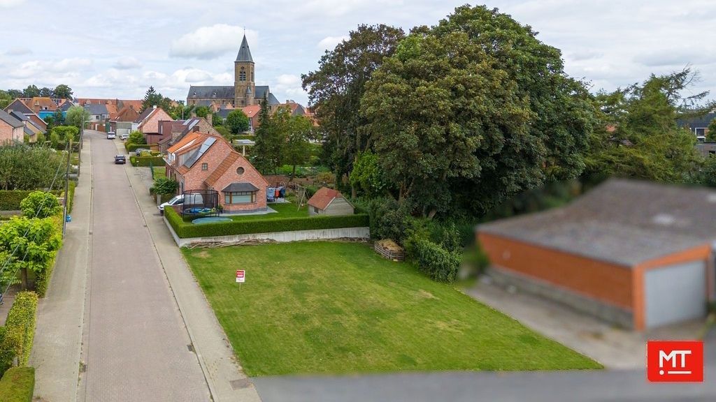 Alleenstaande nieuwbouwwoning met 4 slaapkamers, tuin en carport in de dorpskern van Passendale foto 6