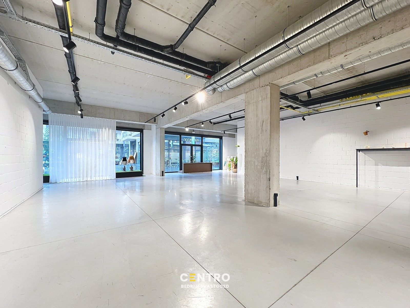 Modern, energiezuinig pand met industrieel karakter tot 285 m² op topligging in De Munt. foto 16