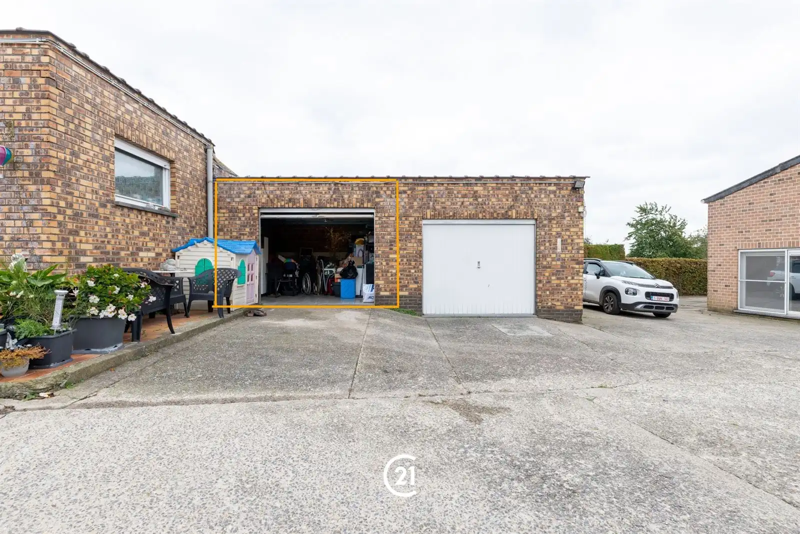Gezinswoning met garage op 0.93are foto 18