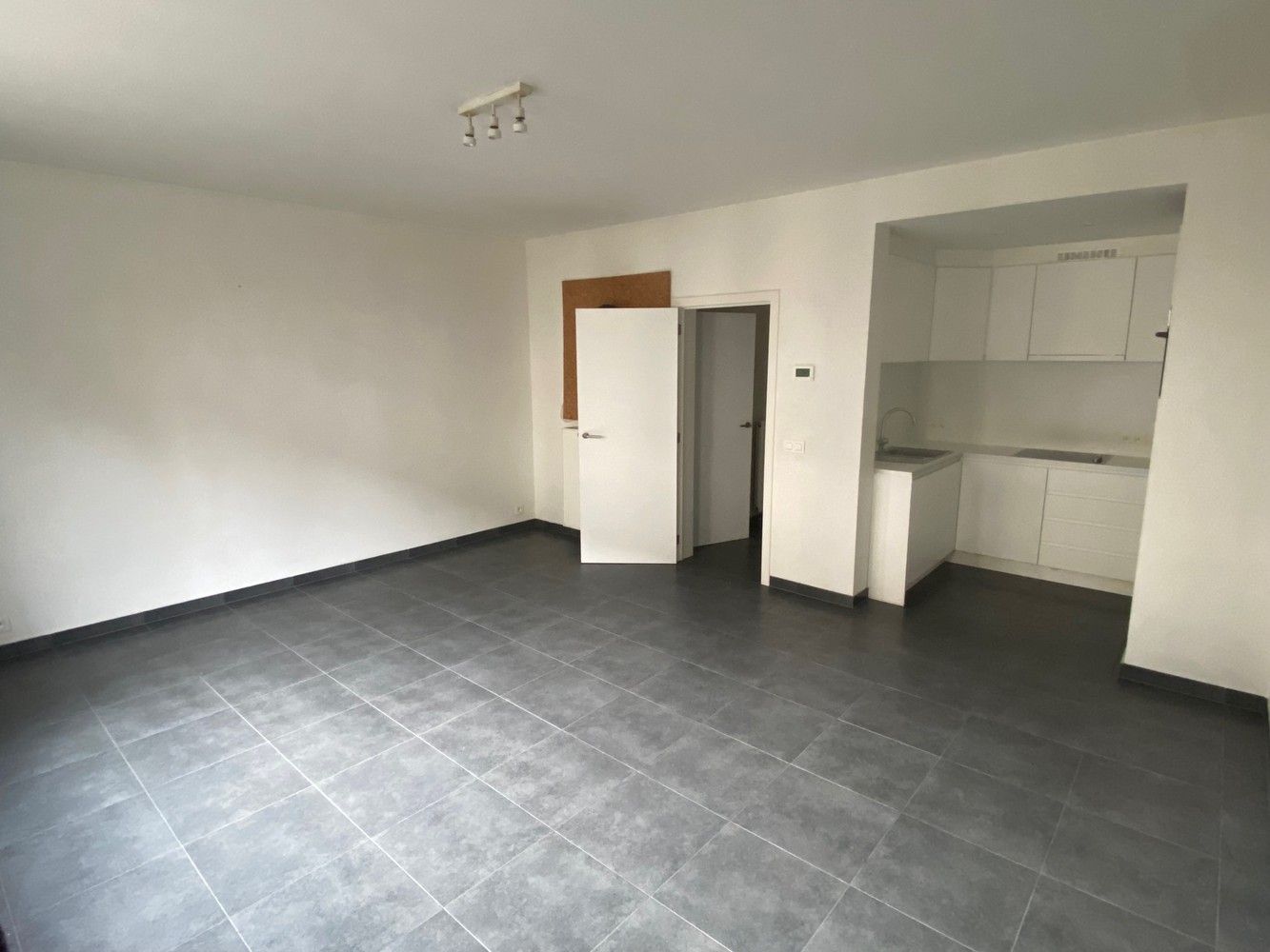 Appartement te huur foto {{pictureIndex}}
